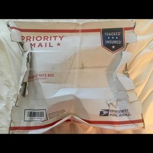 @jackadocious damaged box